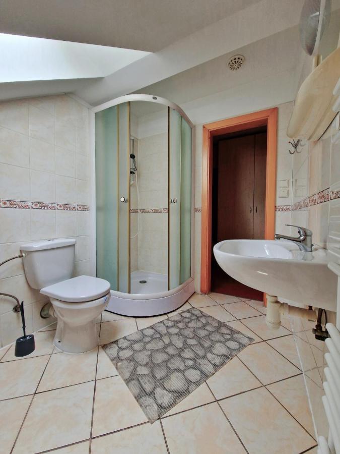 Hostinec U Reky Hotell Ostravice Exteriör bild