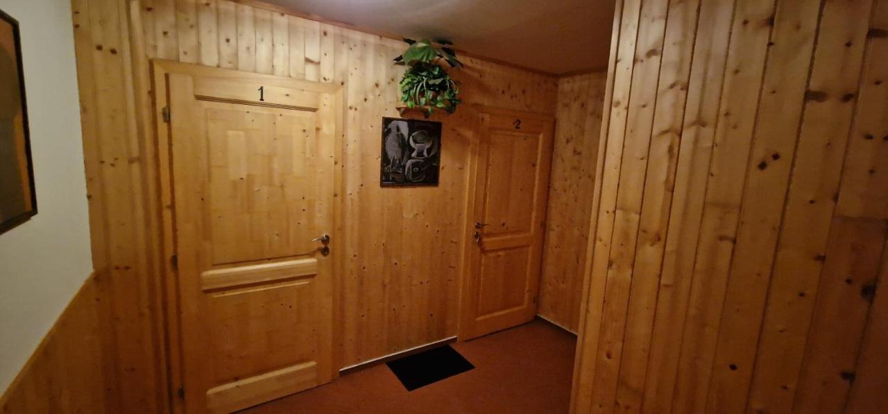 Hostinec U Reky Hotell Ostravice Exteriör bild